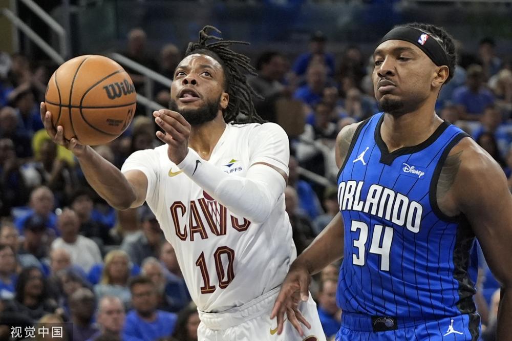 都不乏意外 都不乏意外