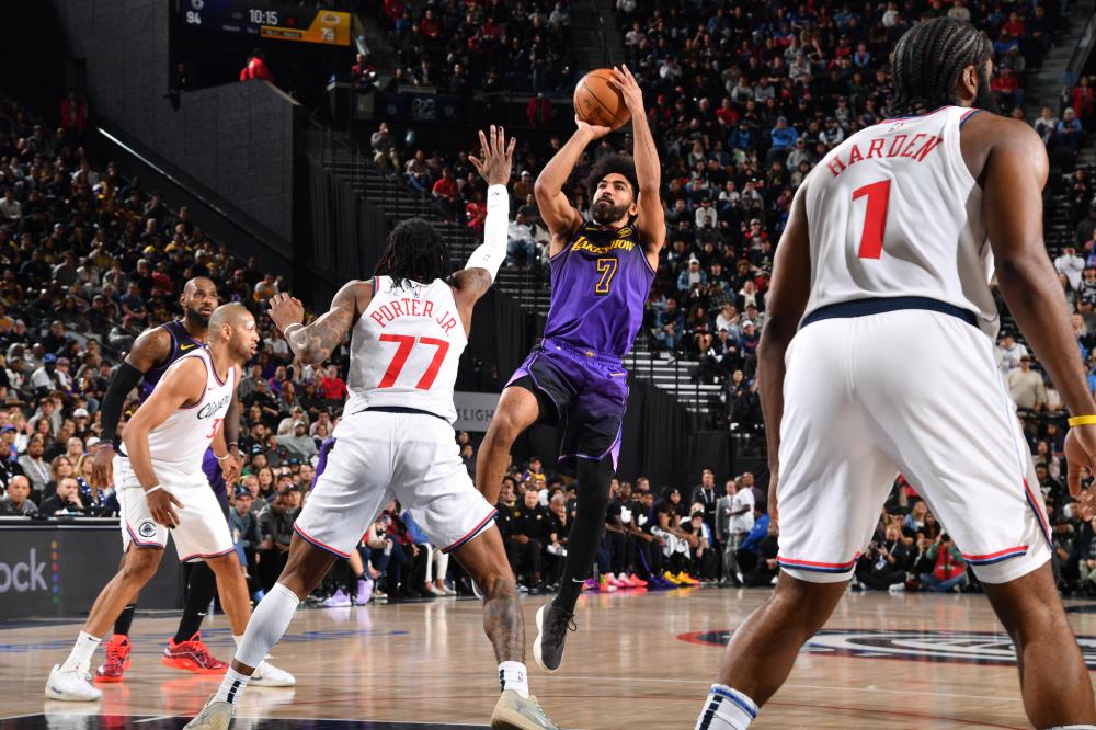 持不懈的努 持不懈的努